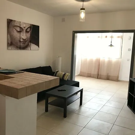 アパート New Cozy Flat With Pool In Amazing Place..! コスタ・デル・シレンチオ